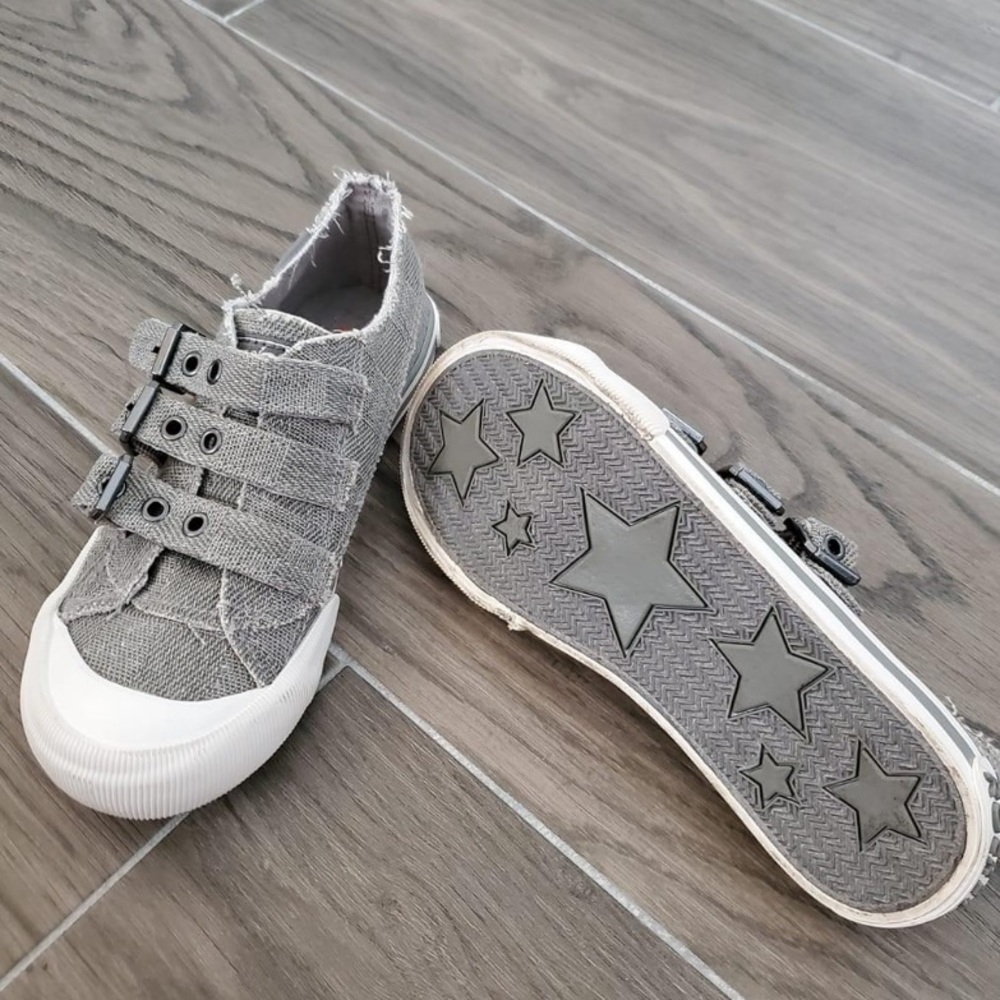 Girls rocket dog sneakers size 1